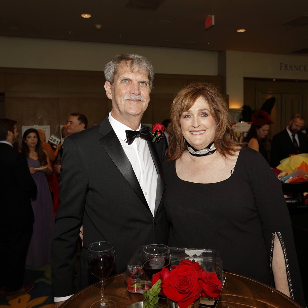 Meet your Posher, Loyce